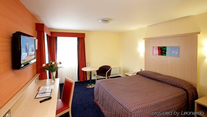 Leonardo Inn Aberdeen Airport Dyce Zimmer foto