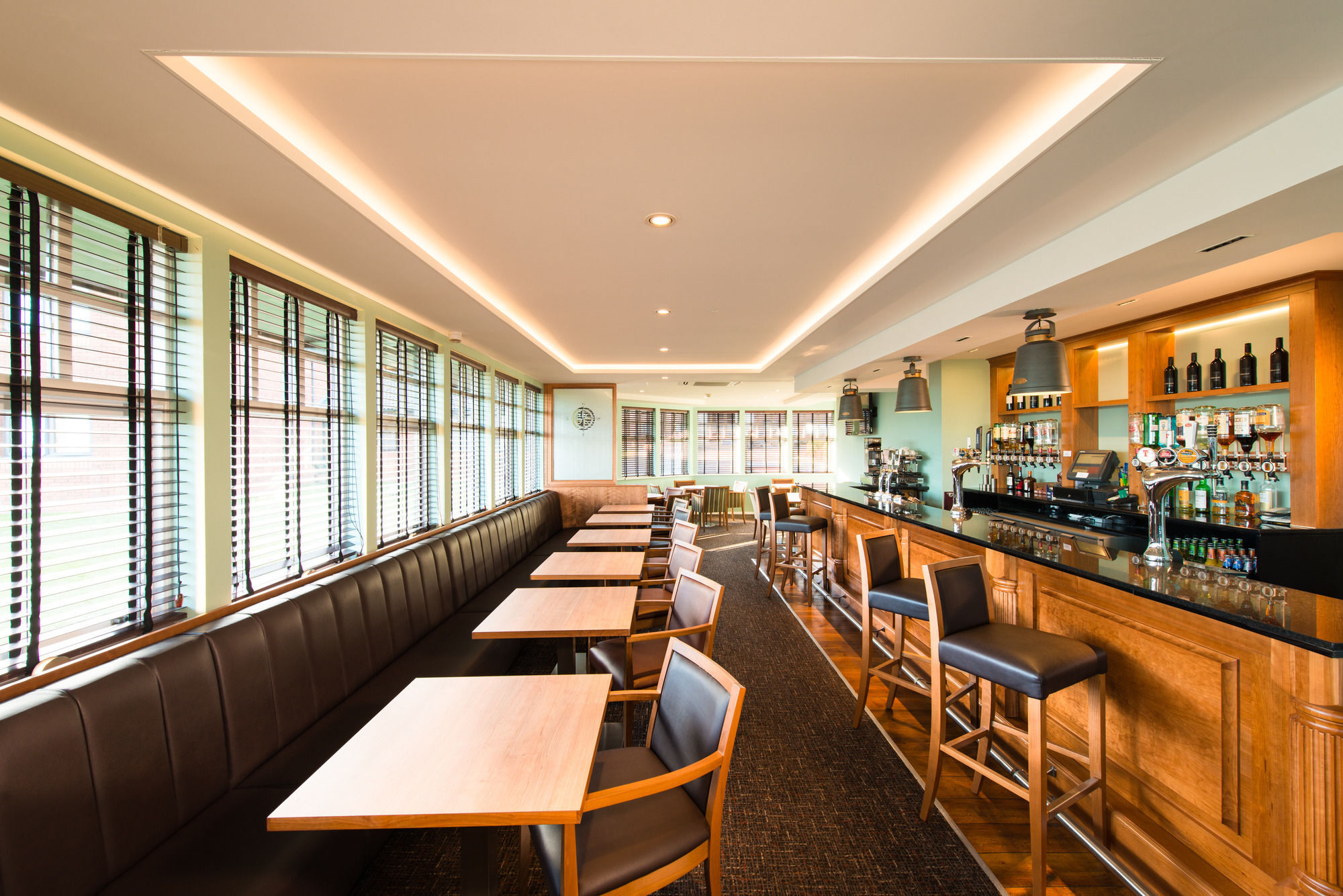 Leonardo Inn Aberdeen Airport Dyce Exterior foto